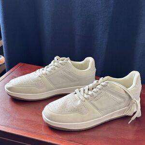 New Nautica men's light gray sneakers, size 13.